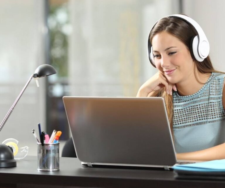 How to Make Money Selling Online Courses