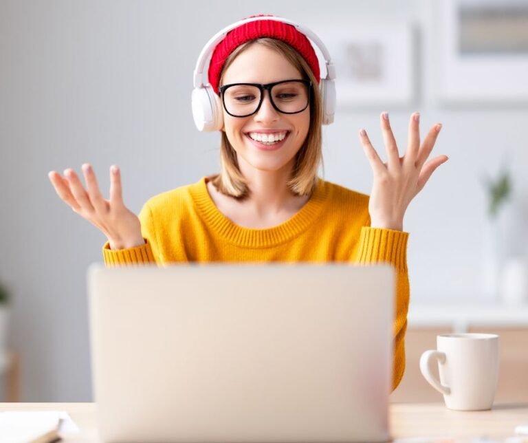 How to Get Paid to be a Virtual Friend