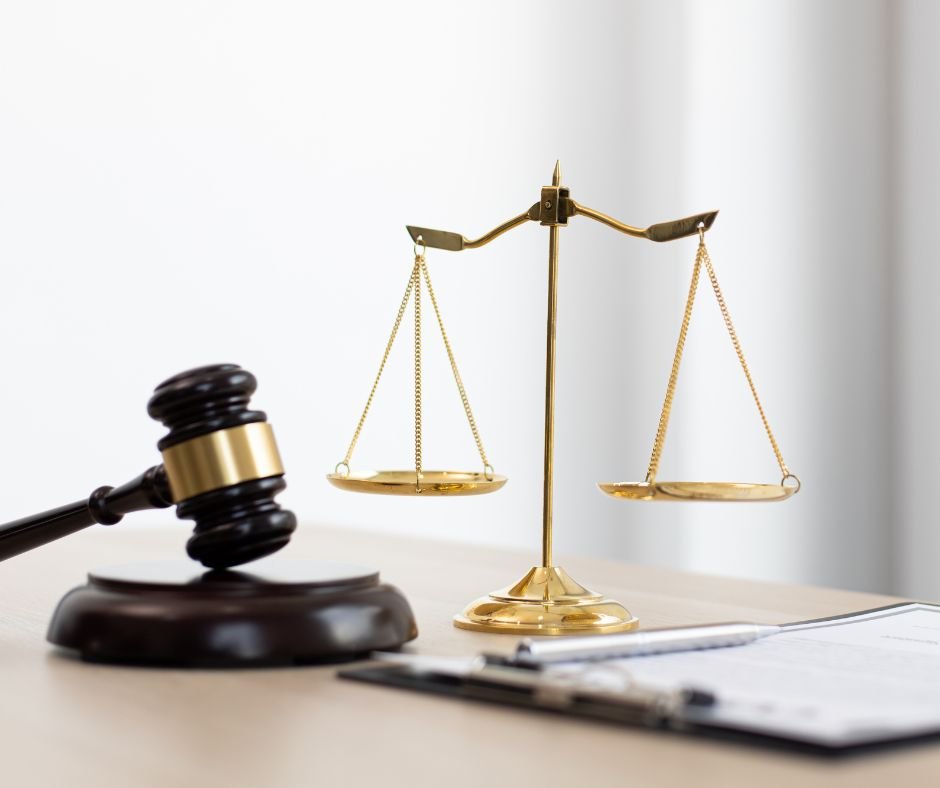 Are Jobs That Pay Cash Legal or Ethical