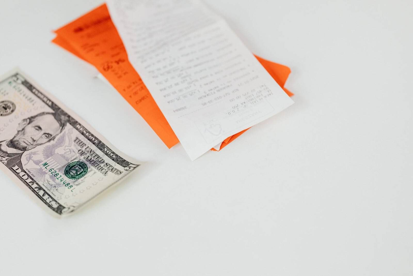 How Receipt Scanning Apps Actually Work